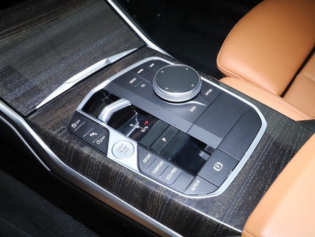 Used 2023 BMW 330i xDrive Sedan w/ Driving Assistance Package AWD/4WD image 32