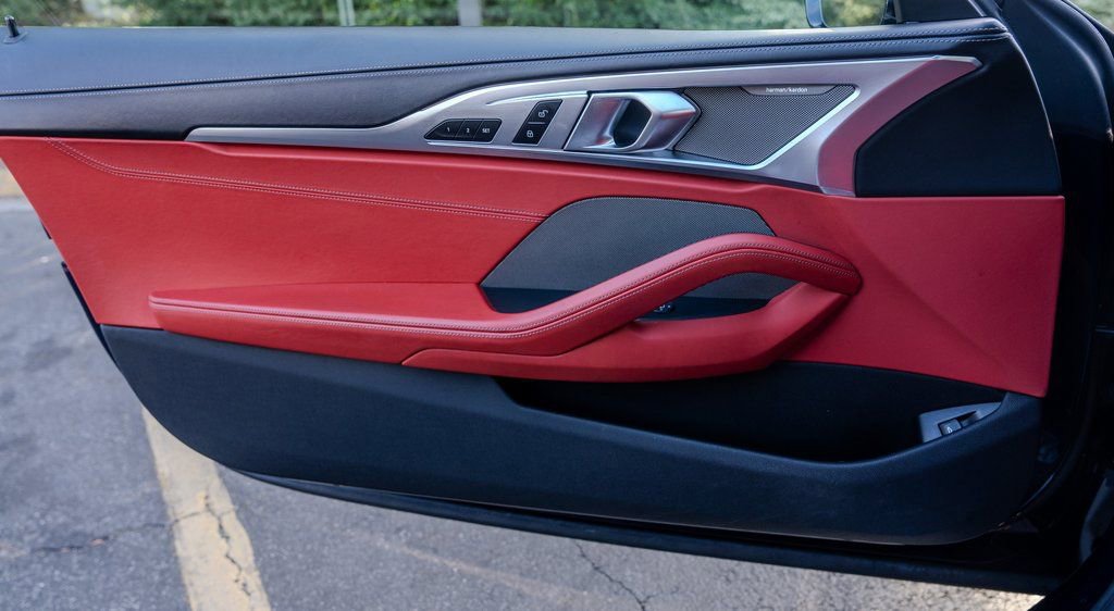 Used 2022 BMW M850i xDrive Coupe image 15