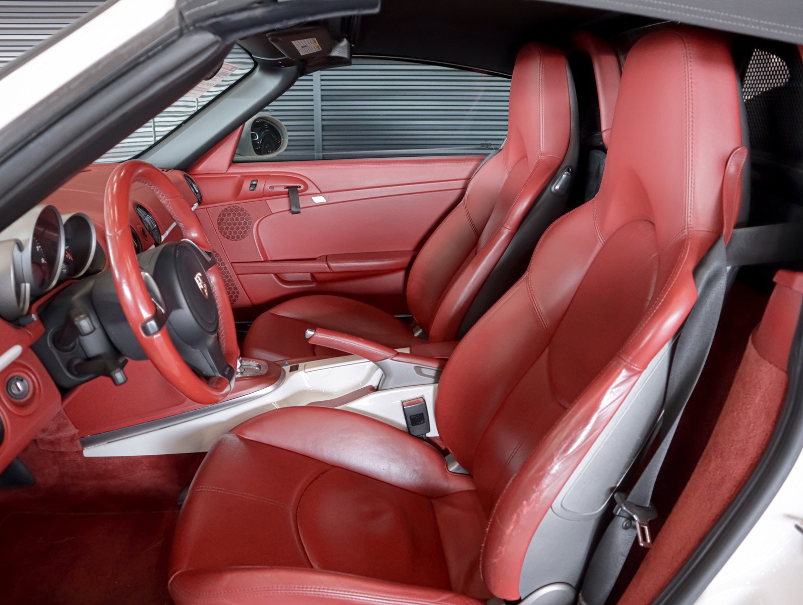 Used 2011 Porsche Boxster Spyder image 5