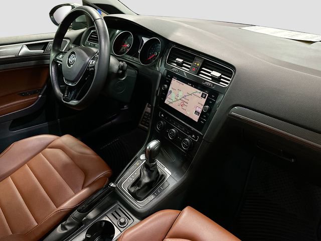 Used 2019 Volkswagen Golf Alltrack image 32