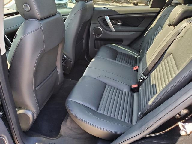 Used 2025 Land Rover Discovery Sport S image 12