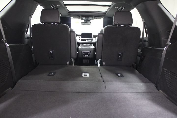 Used 2023 Chevrolet Tahoe RST w/ Luxury Package AWD/4WD image 15