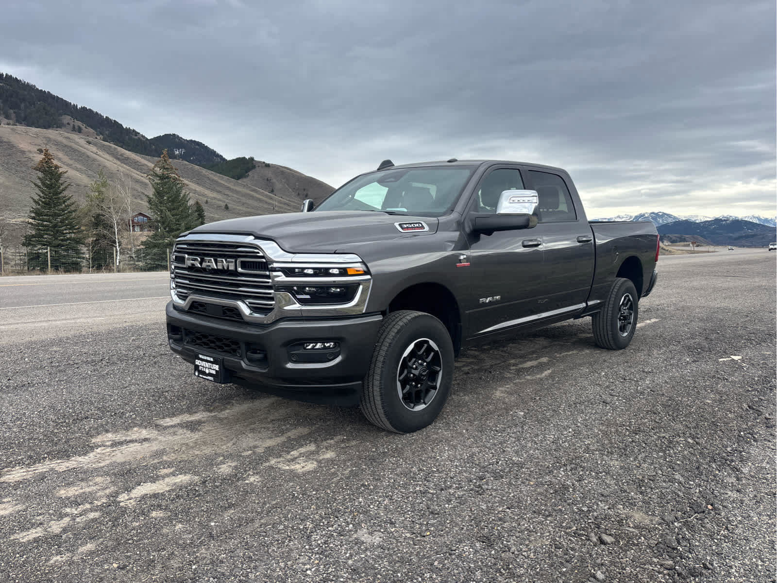 New 2025 RAM 3500 Laramie image 14