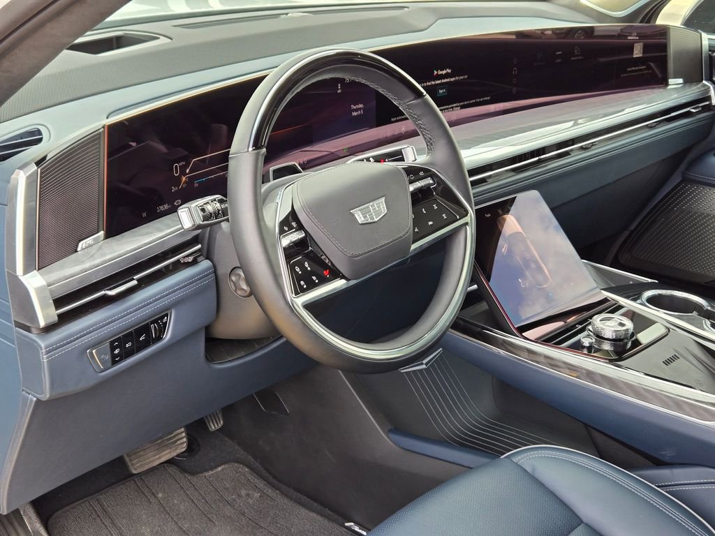 Certified 2025 Cadillac Escalade IQ Luxury 2 w/ LPO, Premium Carpet Package image 10