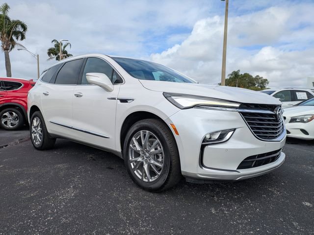 Used 2023 Buick Enclave Essence w/ Experience Buick Package image 1