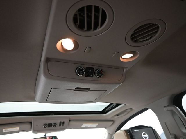 Used 2015 Nissan Armada Platinum w/ Platinum Reserve Package image 36