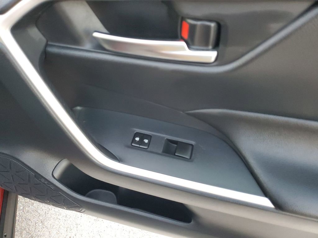 Used 2019 Toyota RAV4 XLE image 49