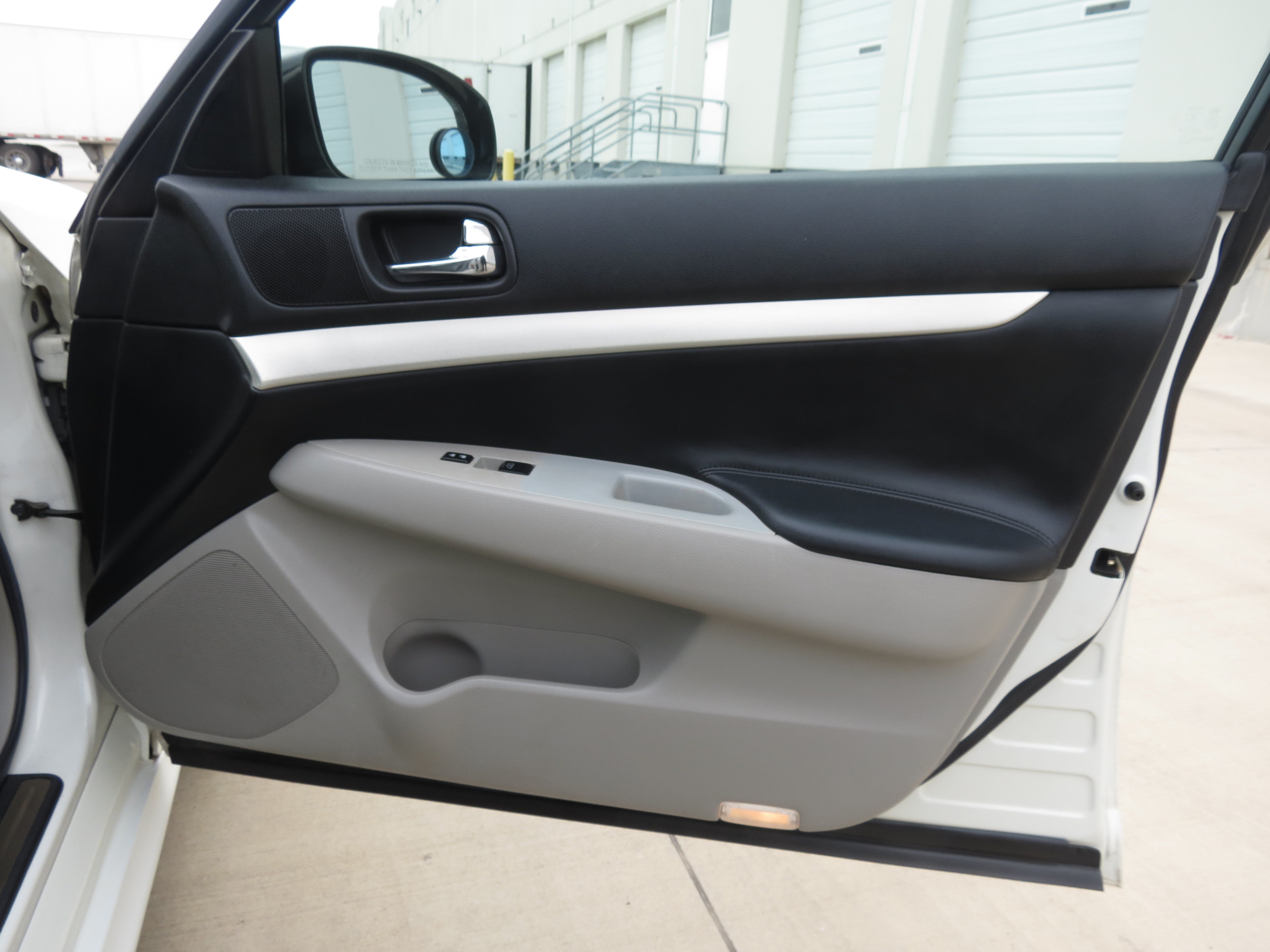 Used 2007 INFINITI G35 Sport w/ Premium Pkg RWD image 29