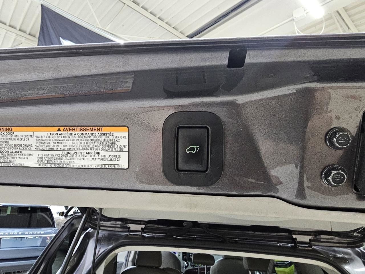 Used 2013 Toyota Sienna XLE image 16