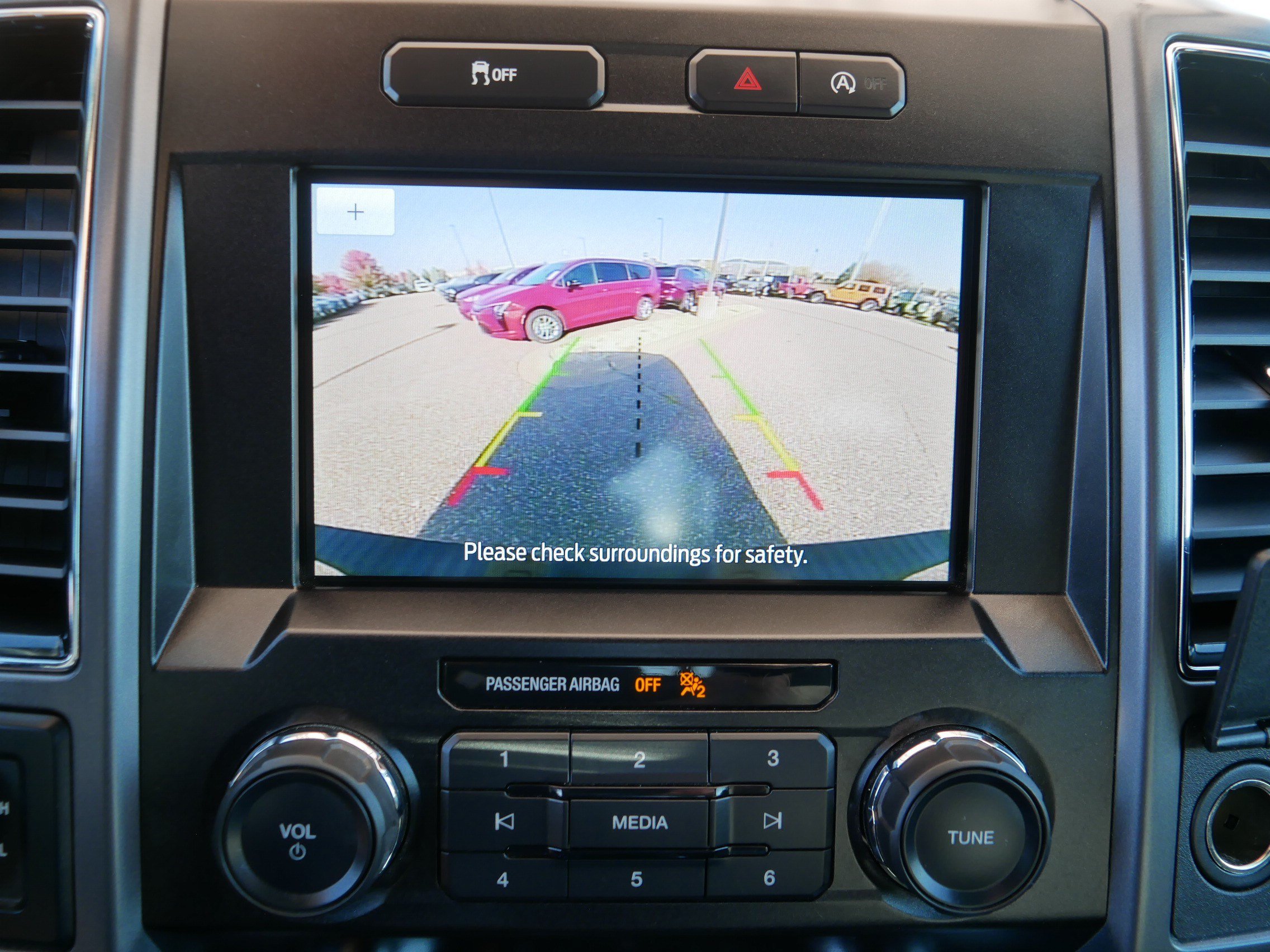 Used 2019 Ford F150 XLT w/ Equipment Group 302A Luxury AWD/4WD image 27