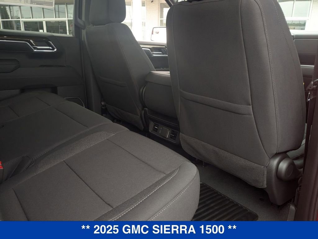 New 2025 GMC Sierra 1500 Elevation image 36