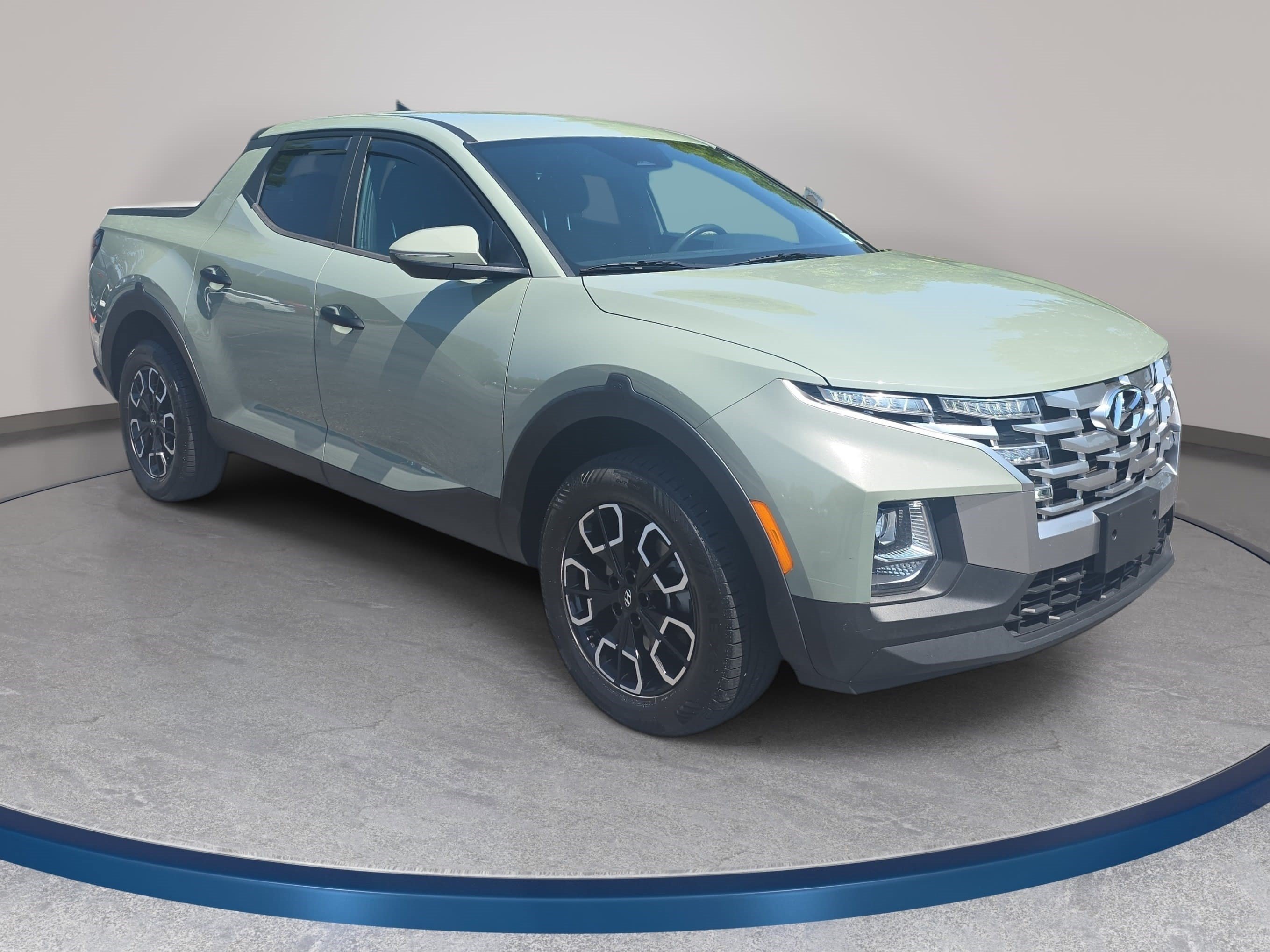 Used 2022 Hyundai Santa Cruz SEL w/ Cargo Package AWD/4WD image 3