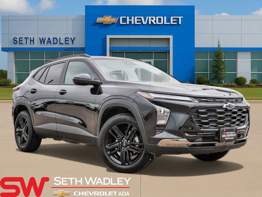 Used 2025 Chevrolet Trax ACTIV w/ Sunroof Package image 1