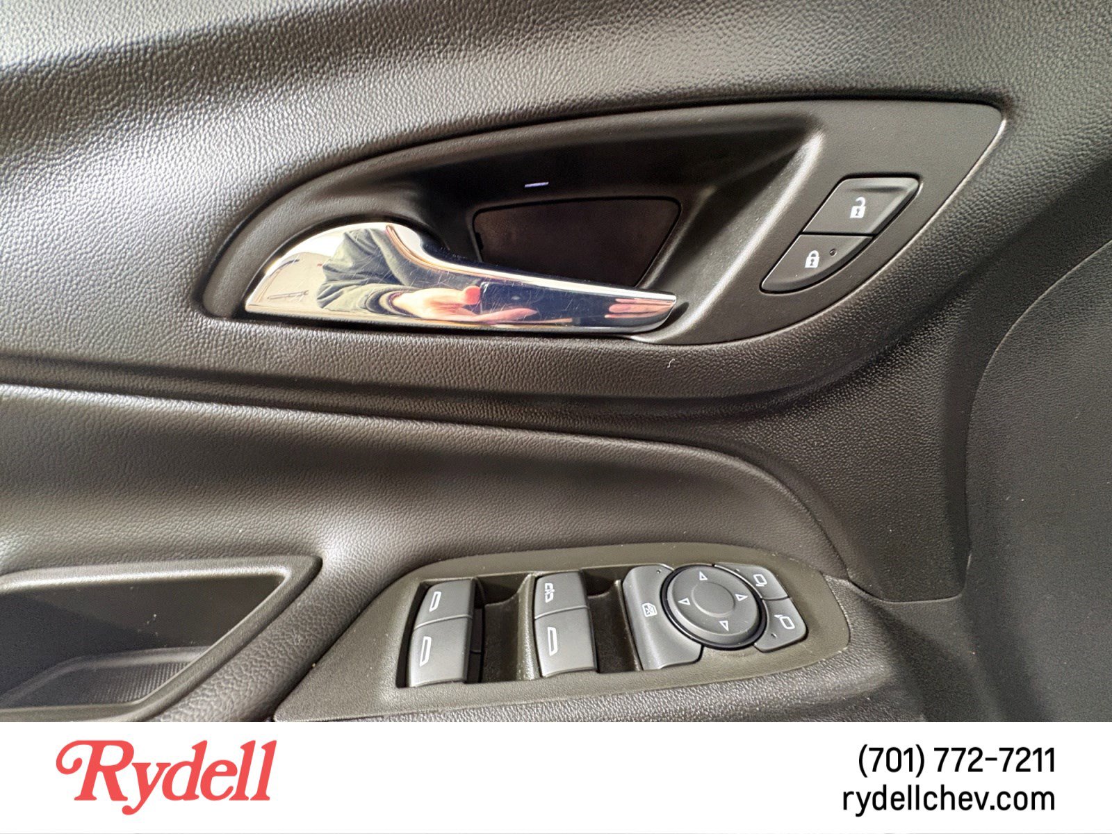 Used 2022 Chevrolet Equinox LT image 11