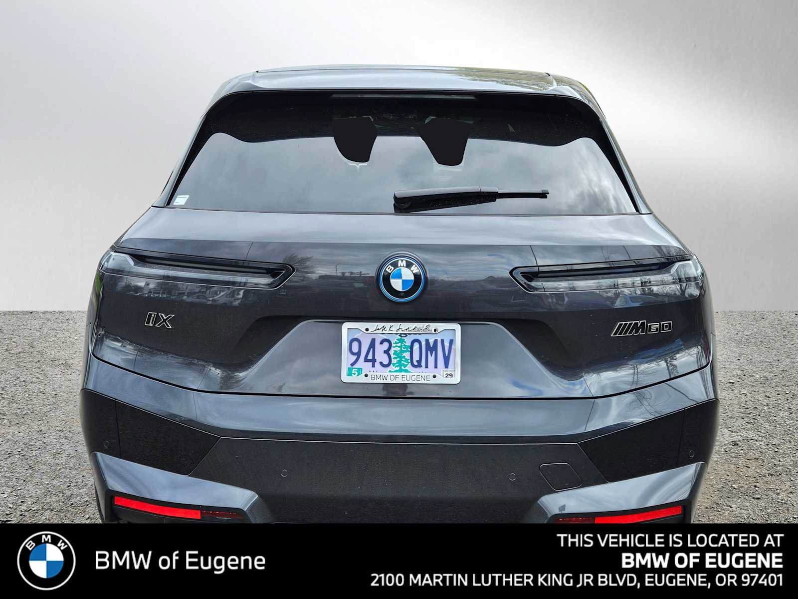 Used 2025 BMW iX M60 image 4