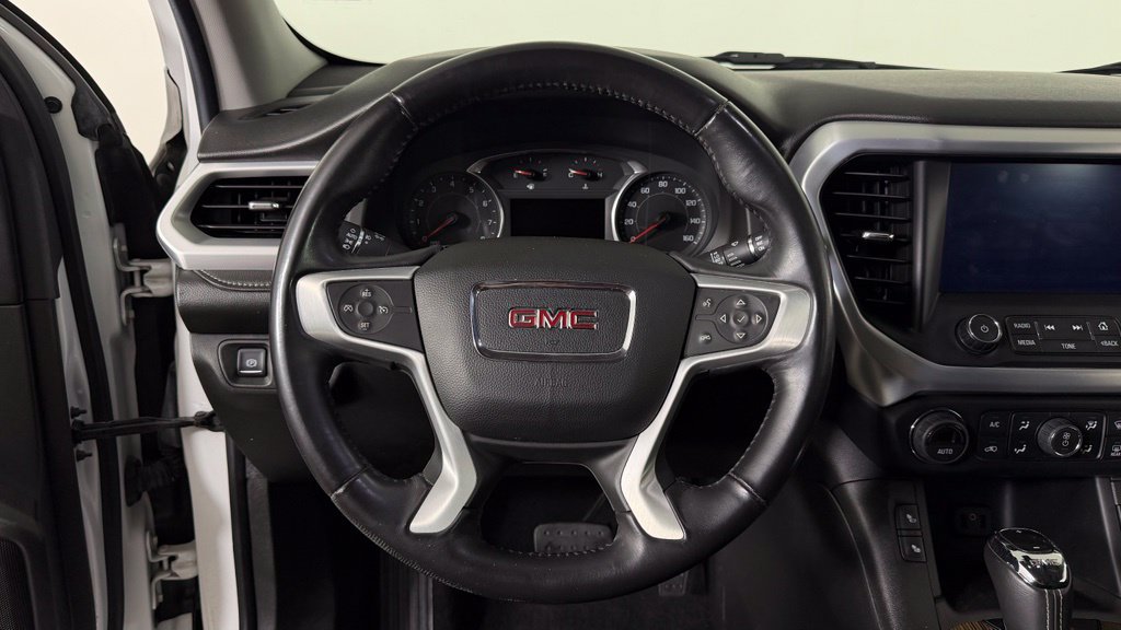 Used 2017 GMC Acadia SLE FWD image 17