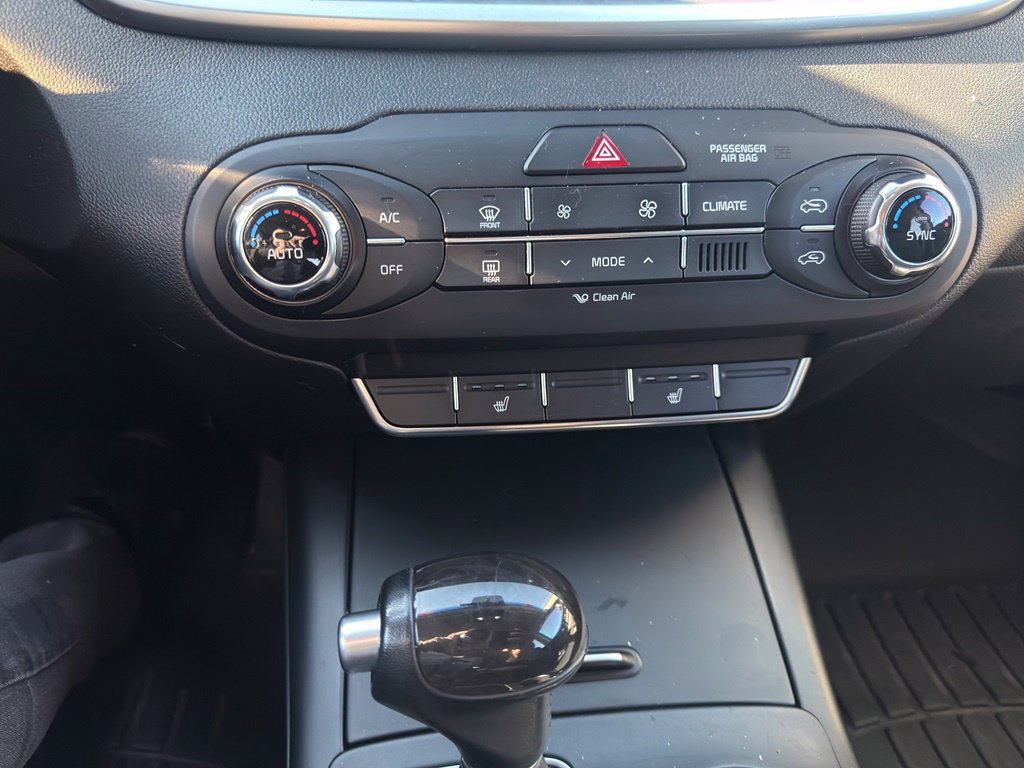 Used 2017 Kia Sorento AWD w/ LX Convenience Package image 40