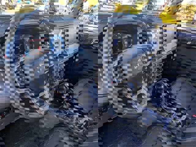 New 2025 Ford Bronco Badlands image 44