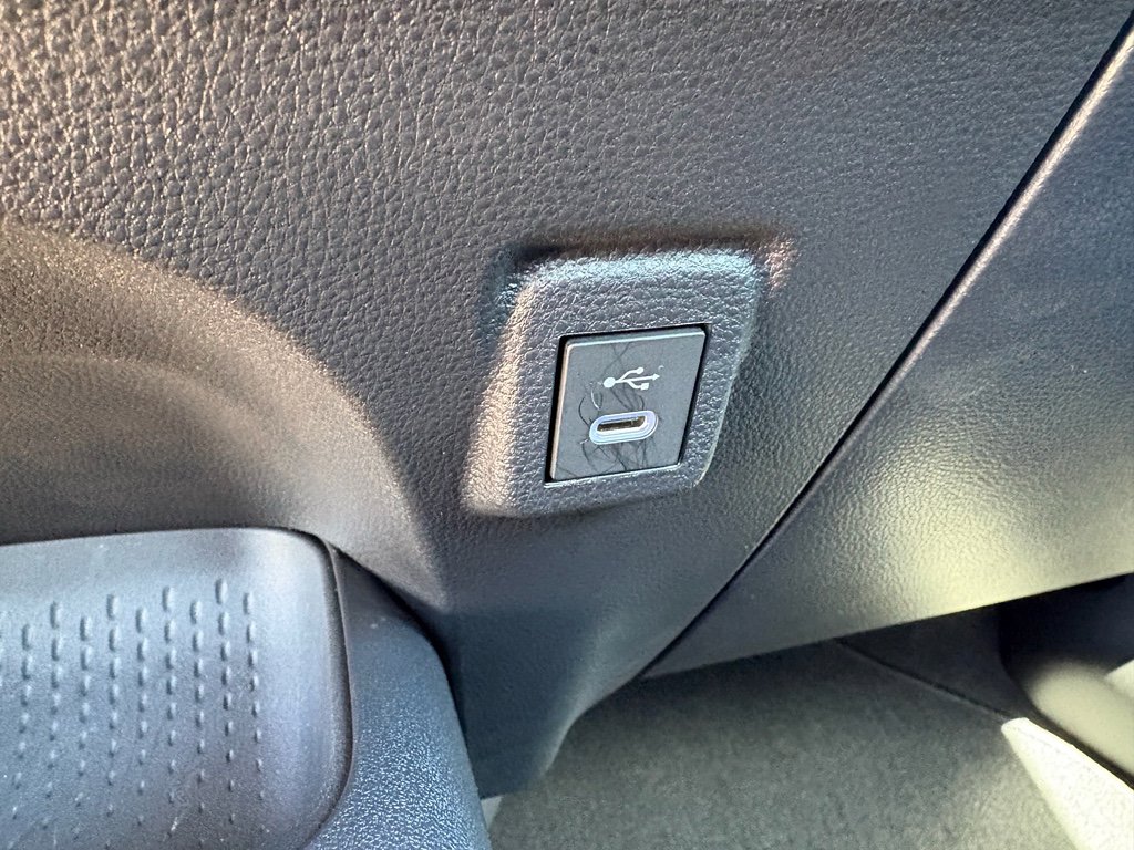 Used 2026 Toyota Corolla LE image 19