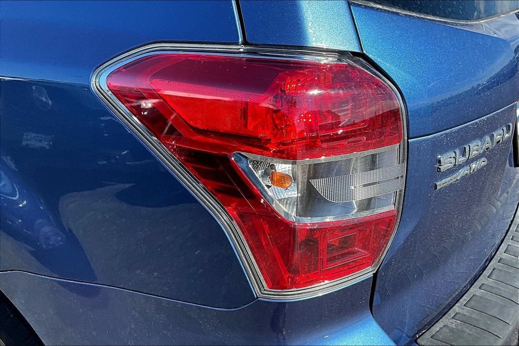 Used 2015 Subaru Forester 2.5i Limited AWD/4WD image 21