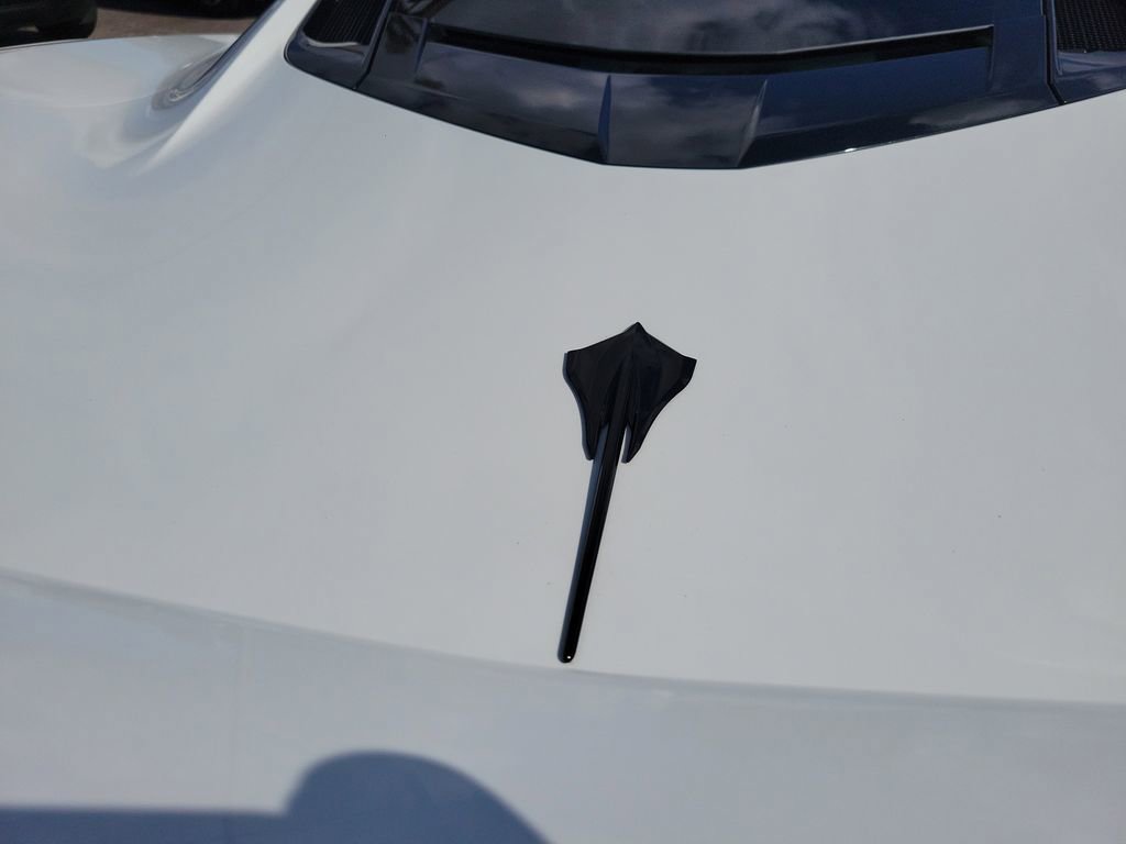 Used 2025 Chevrolet Corvette Stingray Coupe w/ Z51 Performance Package image 7