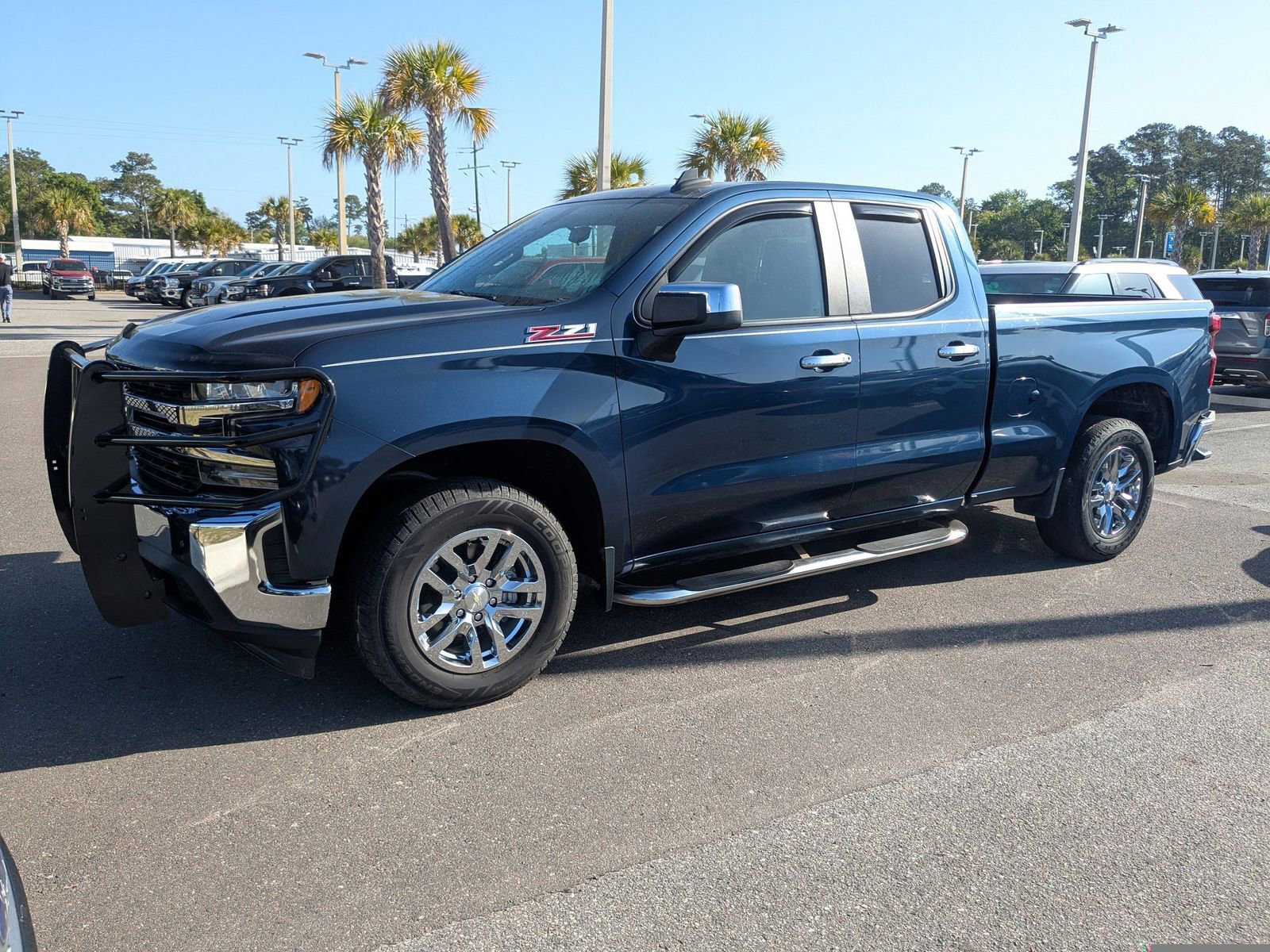 Used 2019 Chevrolet Silverado 1500 LT w/ All-Star Edition image 8