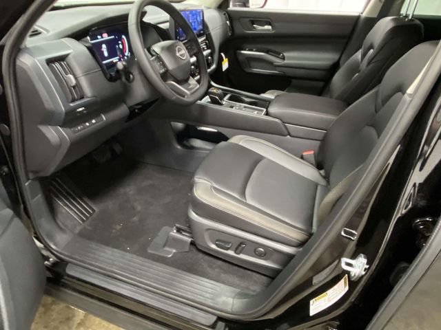 New 2026 Nissan Pathfinder SL FWD image 12