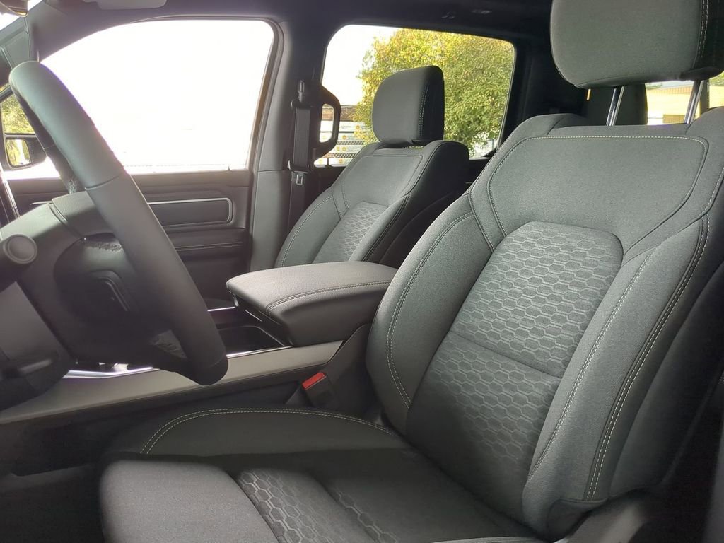 New 2026 RAM 1500 Big Horn AWD/4WD image 6