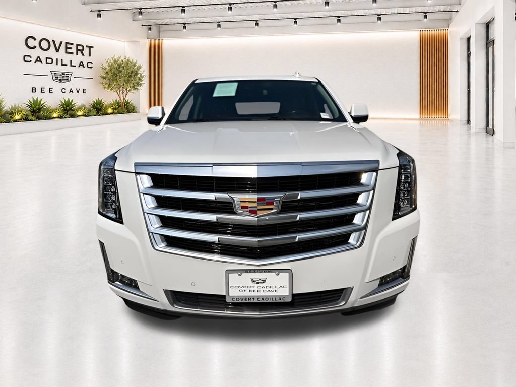 Used 2020 Cadillac Escalade Premium Luxury RWD image 4