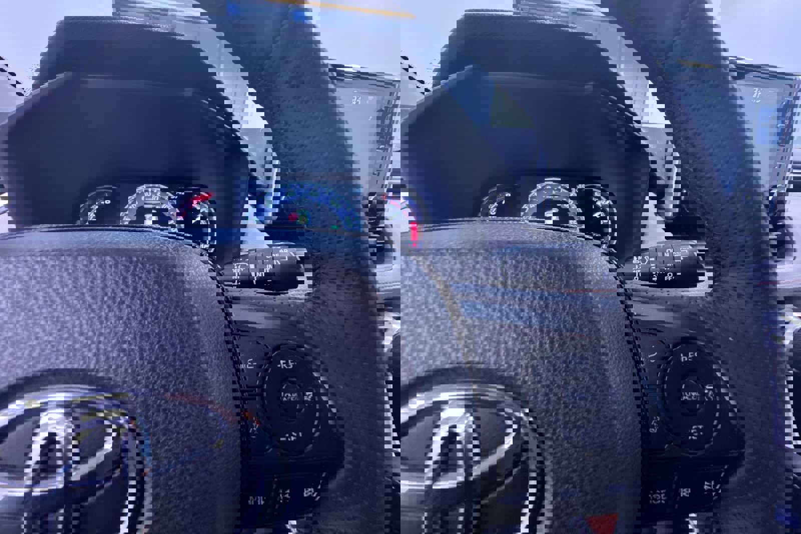 Used 2019 Toyota RAV4 Adventure image 21