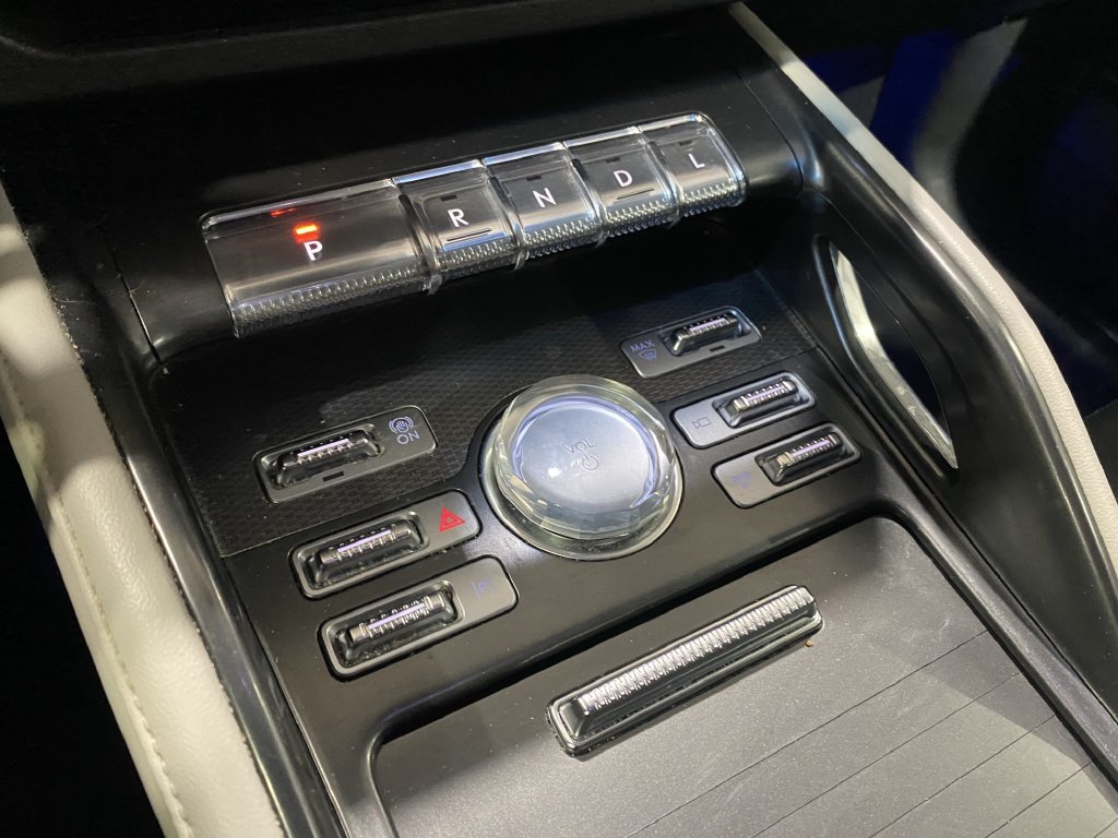 Used 2024 Lincoln Nautilus Premier w/ Equipment Group 102A AWD/4WD image 12