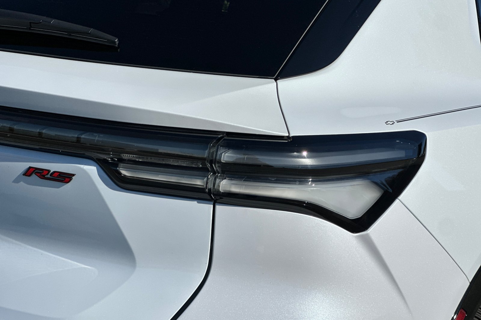New 2026 Chevrolet Equinox EV RS w/ Convenience Package II FWD image 29
