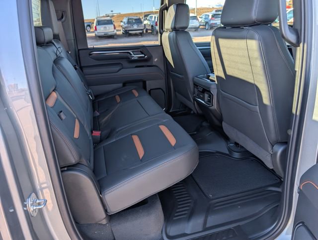 Used 2025 GMC Sierra 3500 AT4 w/ AT4 Premium Plus Package image 31
