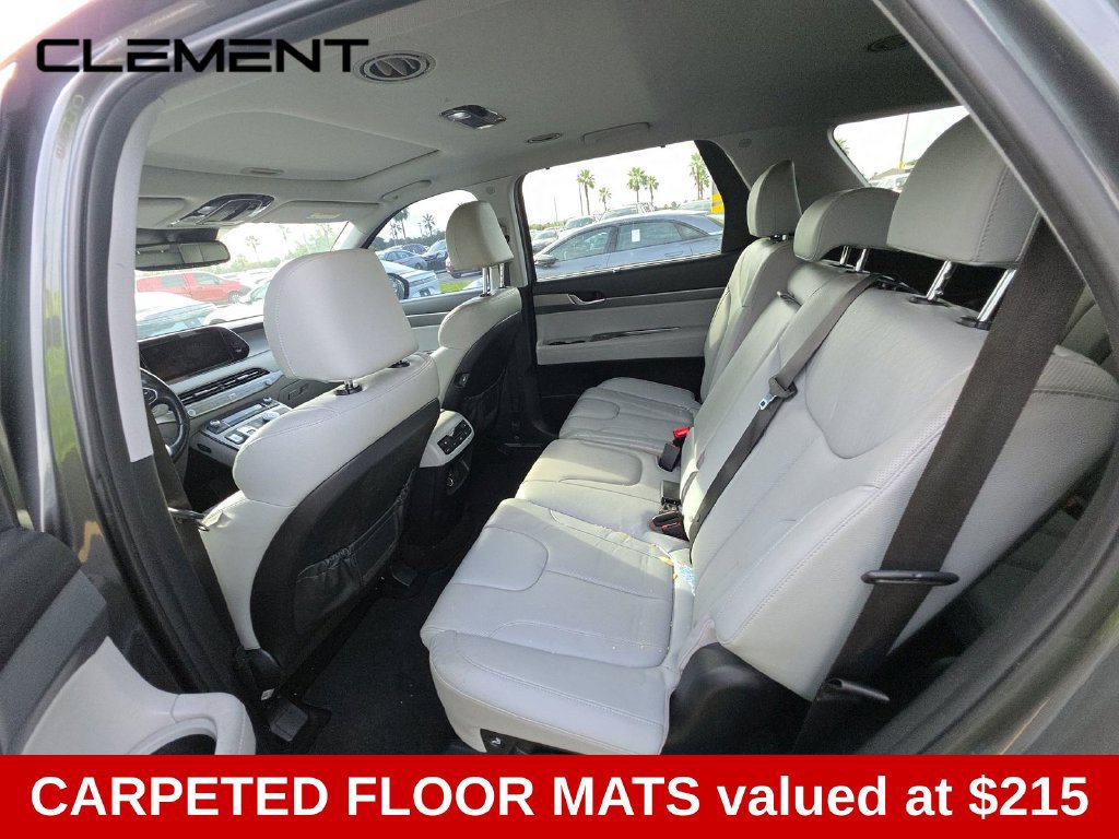Used 2022 Hyundai Palisade SEL w/ 8P Bench Seat Package FWD image 6
