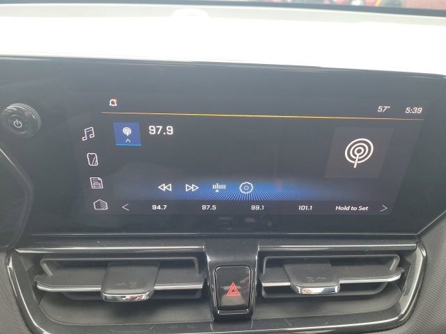 Used 2025 Chevrolet TrailBlazer RS w/ Convenience Package image 44