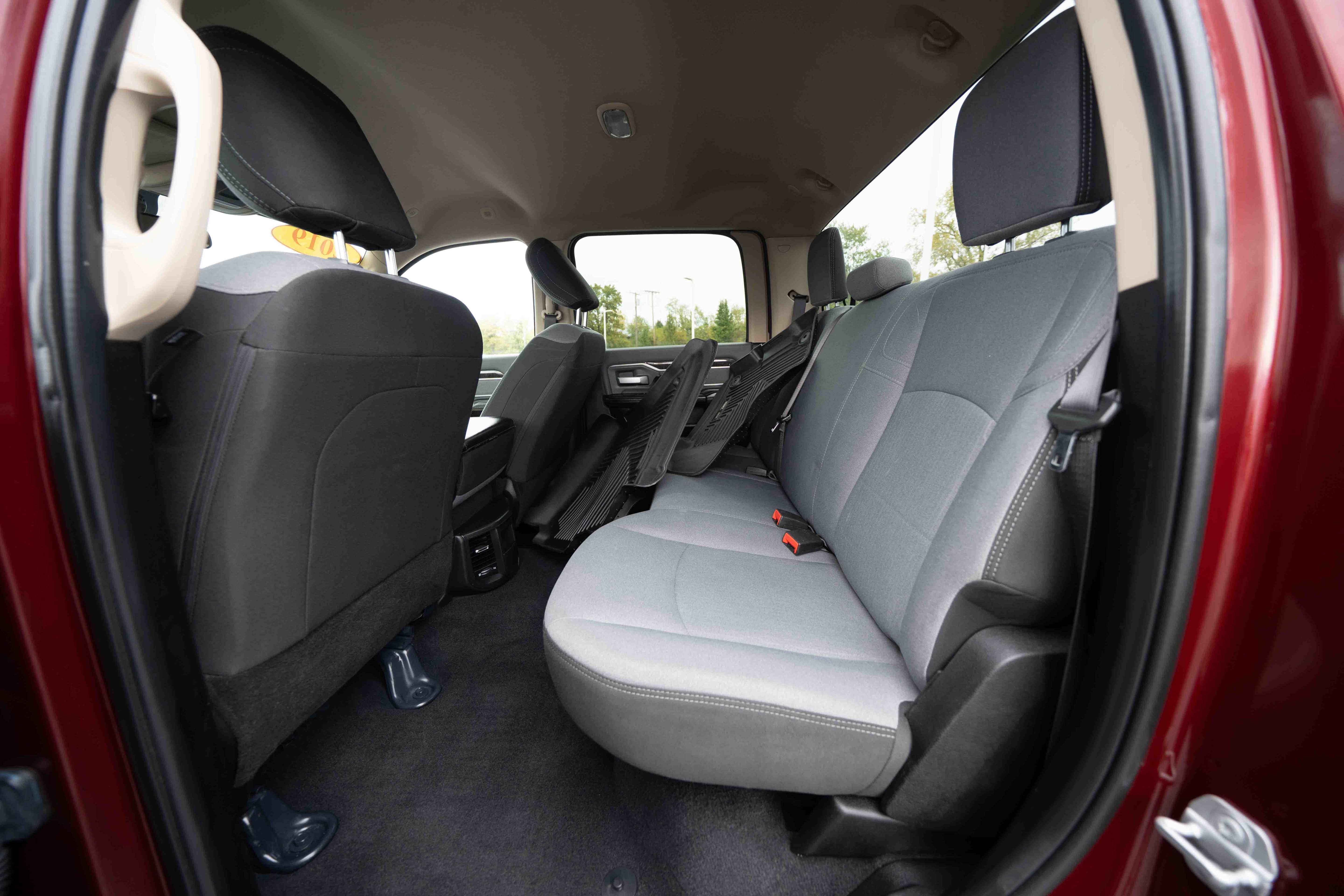 Used 2019 RAM 2500 Big Horn image 22