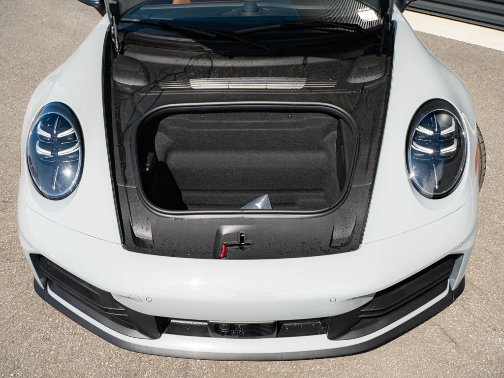 Certified 2026 Porsche 911 Carrera S RWD image 29