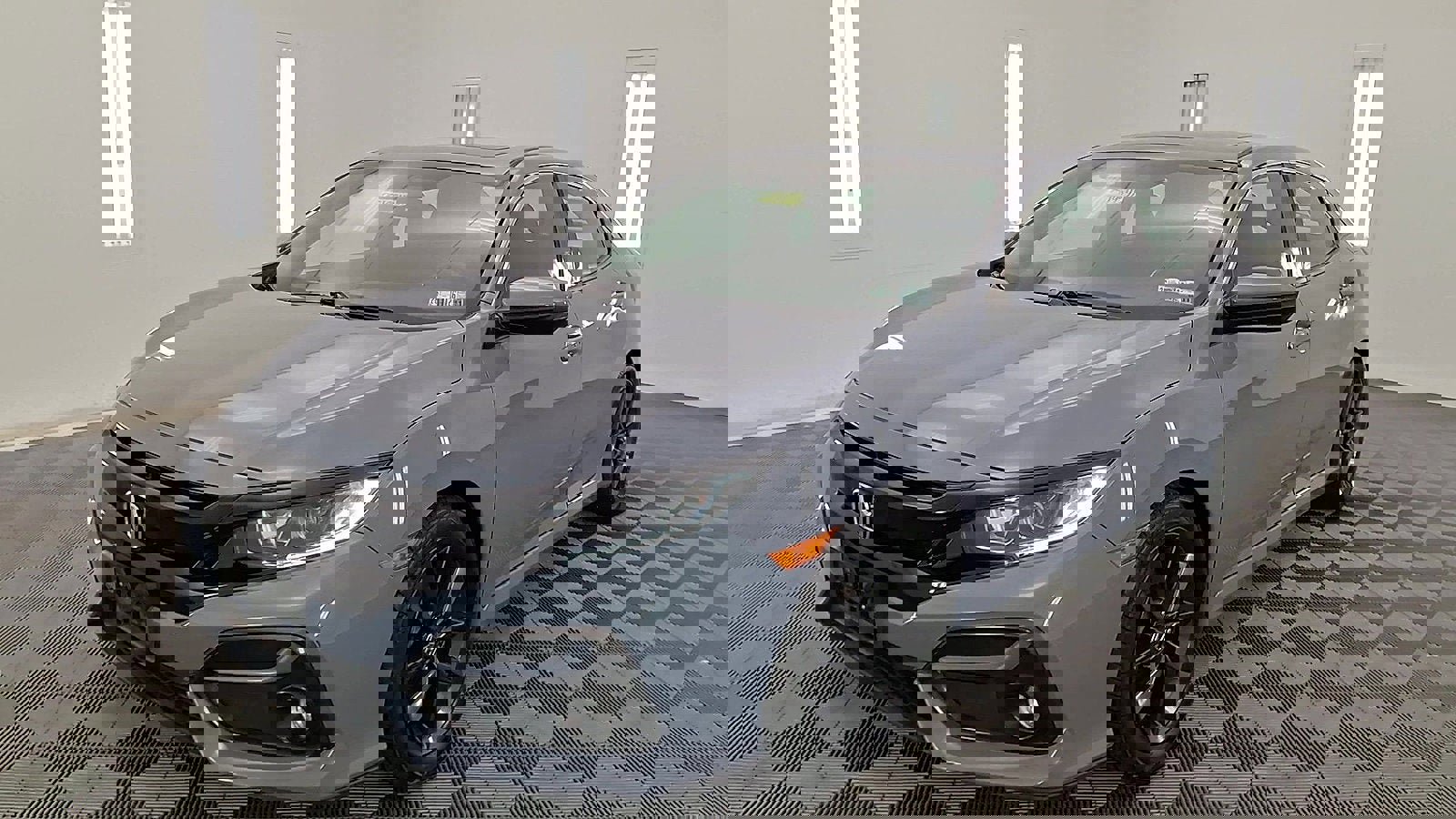 Used 2020 Honda Civic EX image 8