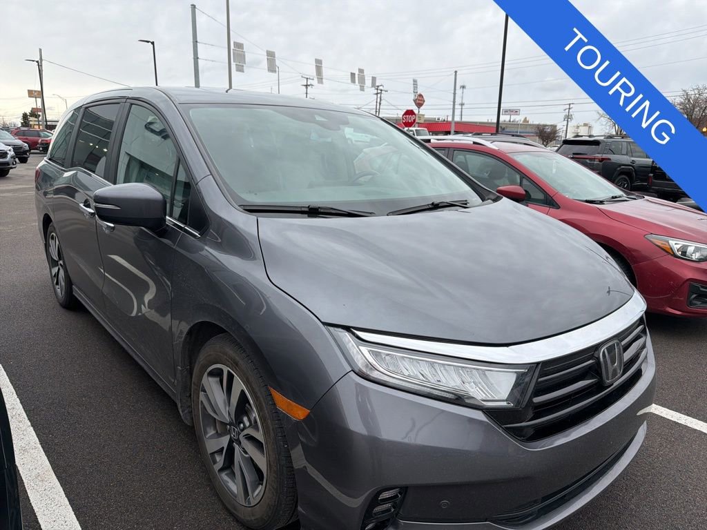 Used 2023 Honda Odyssey Touring image 1