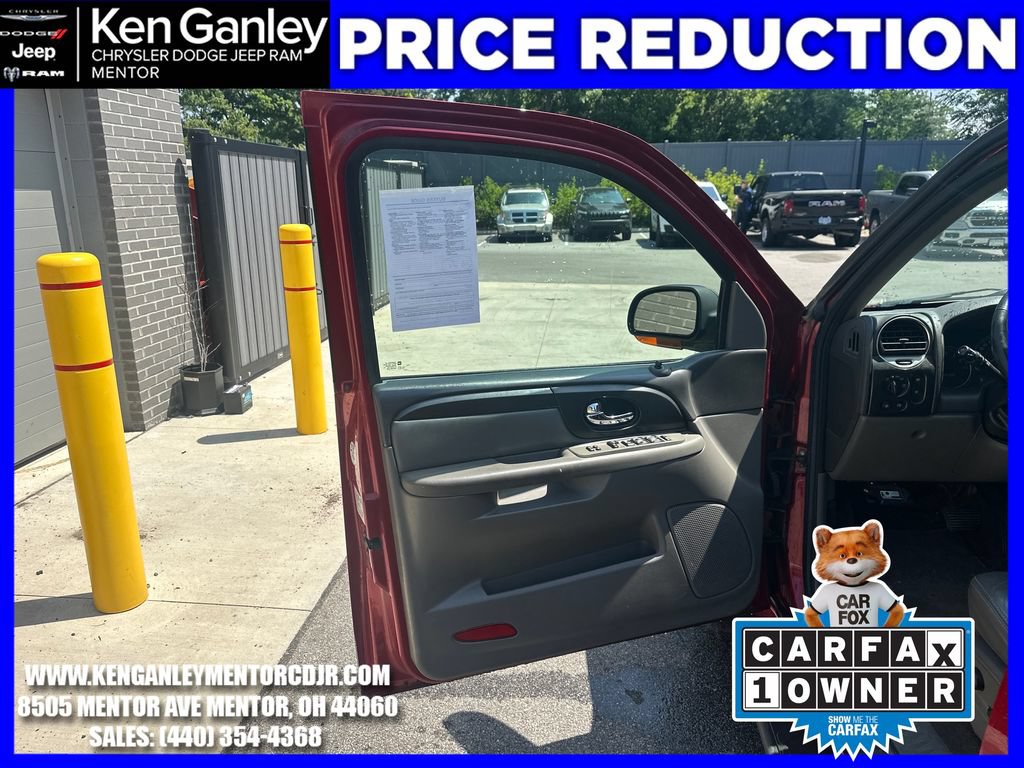 Used 2004 GMC Envoy XUV SLT w/ 1SD Preferred Equipment Group AWD/4WD image 10
