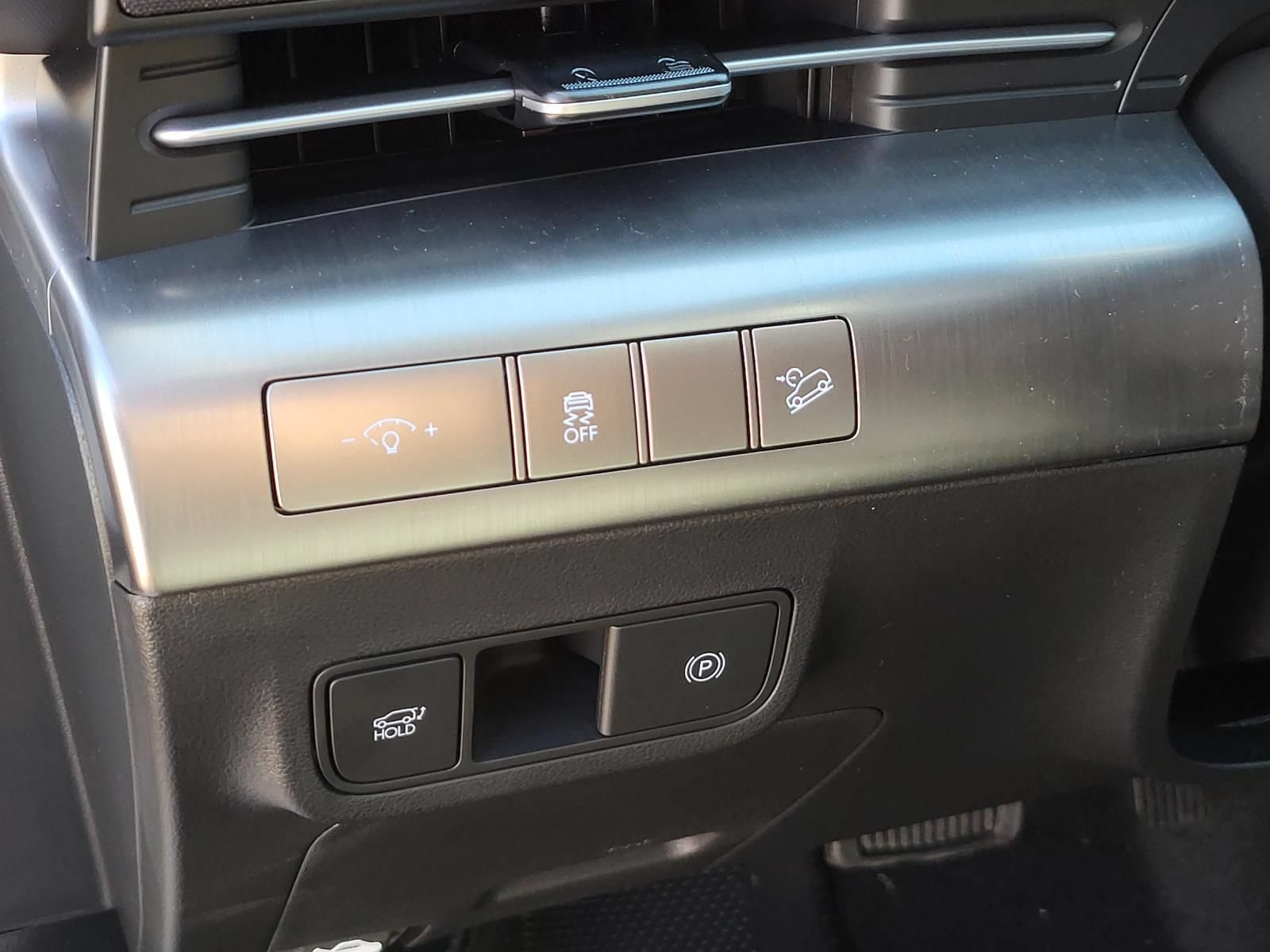New 2026 Hyundai Kona Limited FWD image 17
