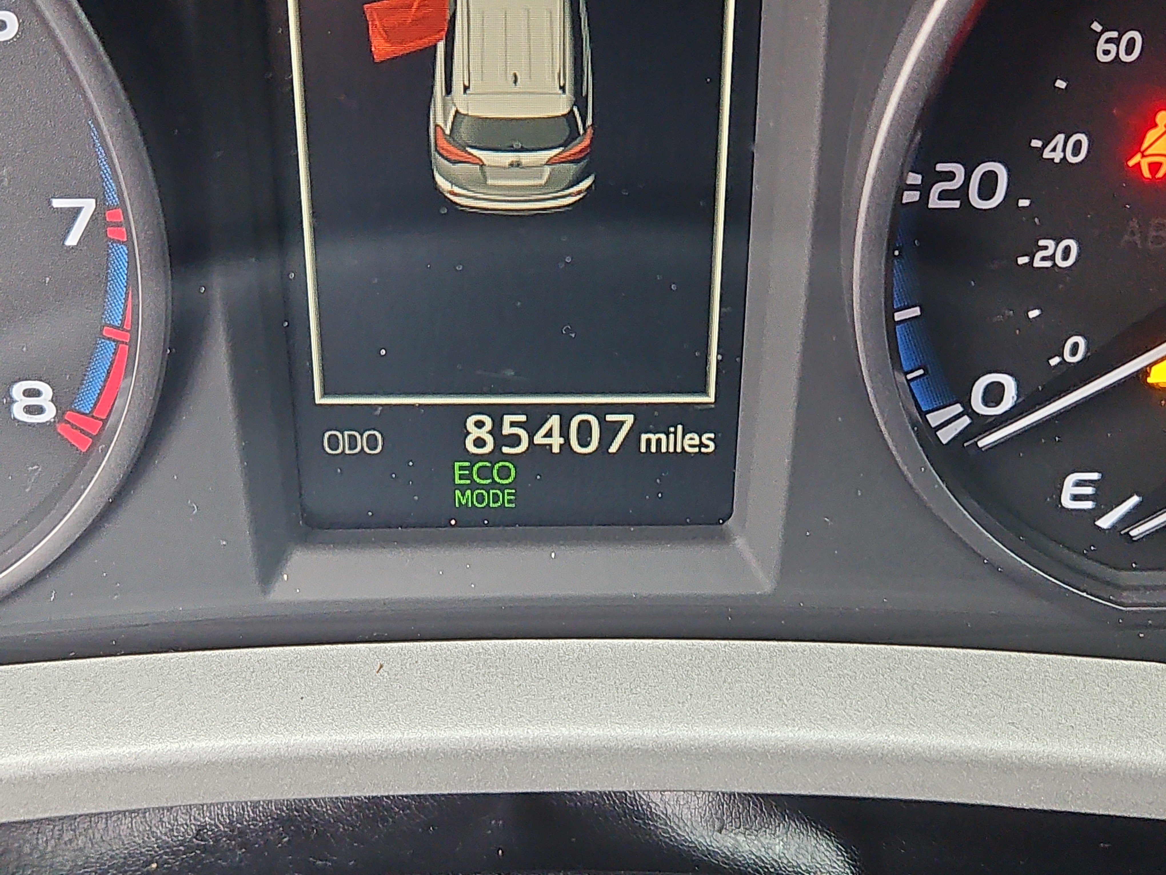 Used 2017 Toyota RAV4 LE image 6