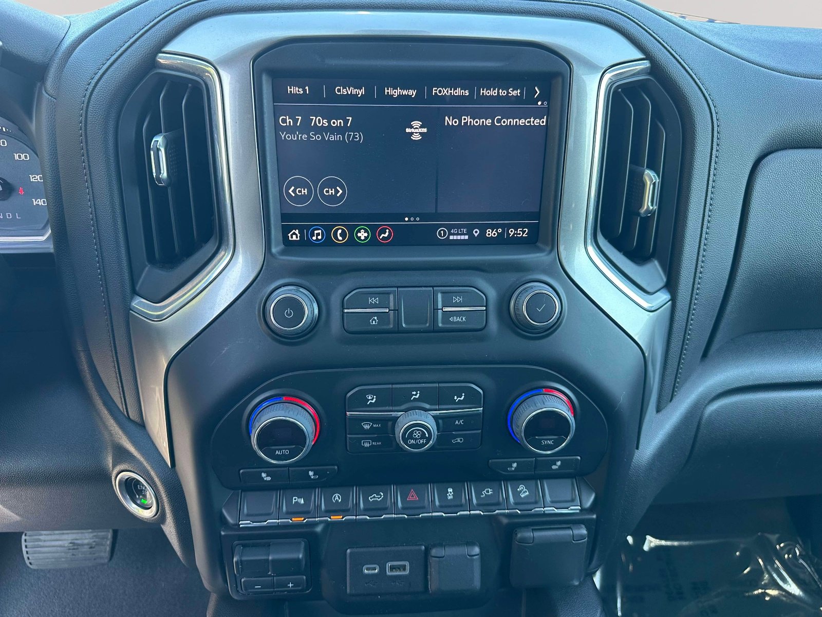 Used 2022 Chevrolet Silverado 1500 RST w/ All Star Edition Plus AWD/4WD image 8