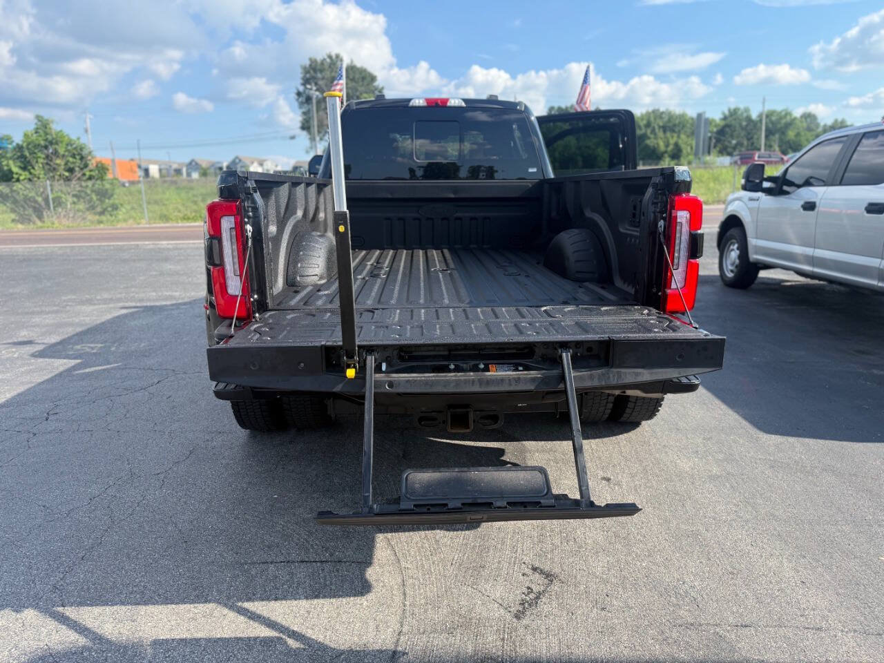 Used 2024 Ford F450 Platinum AWD/4WD image 8