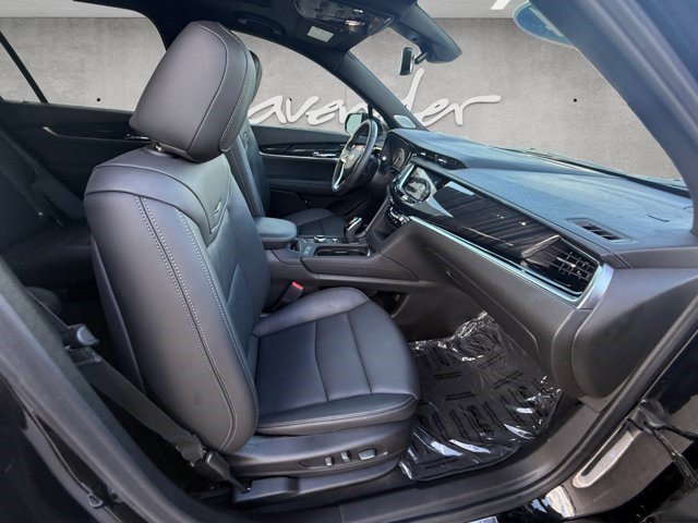 Certified 2024 Cadillac XT6 Premium Luxury w/ Technology Package FWD image 23