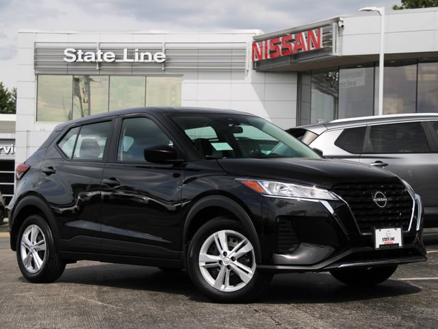 Certified 2025 Nissan Kicks Play S