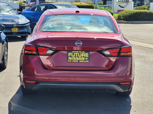 New 2026 Nissan Altima 2.5 SV FWD image 6