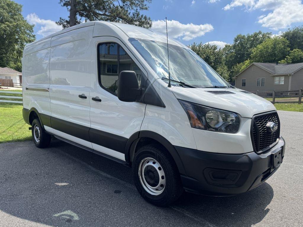 Used 2023 Ford Transit 250 148 Medium Roof RWD image 2
