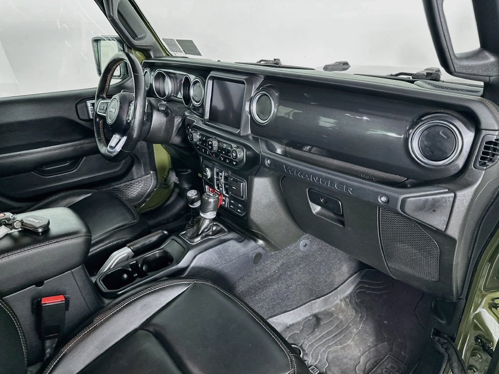 Used 2021 Jeep Wrangler Unlimited Rubicon w/ Trailer Tow Package AWD/4WD image 31