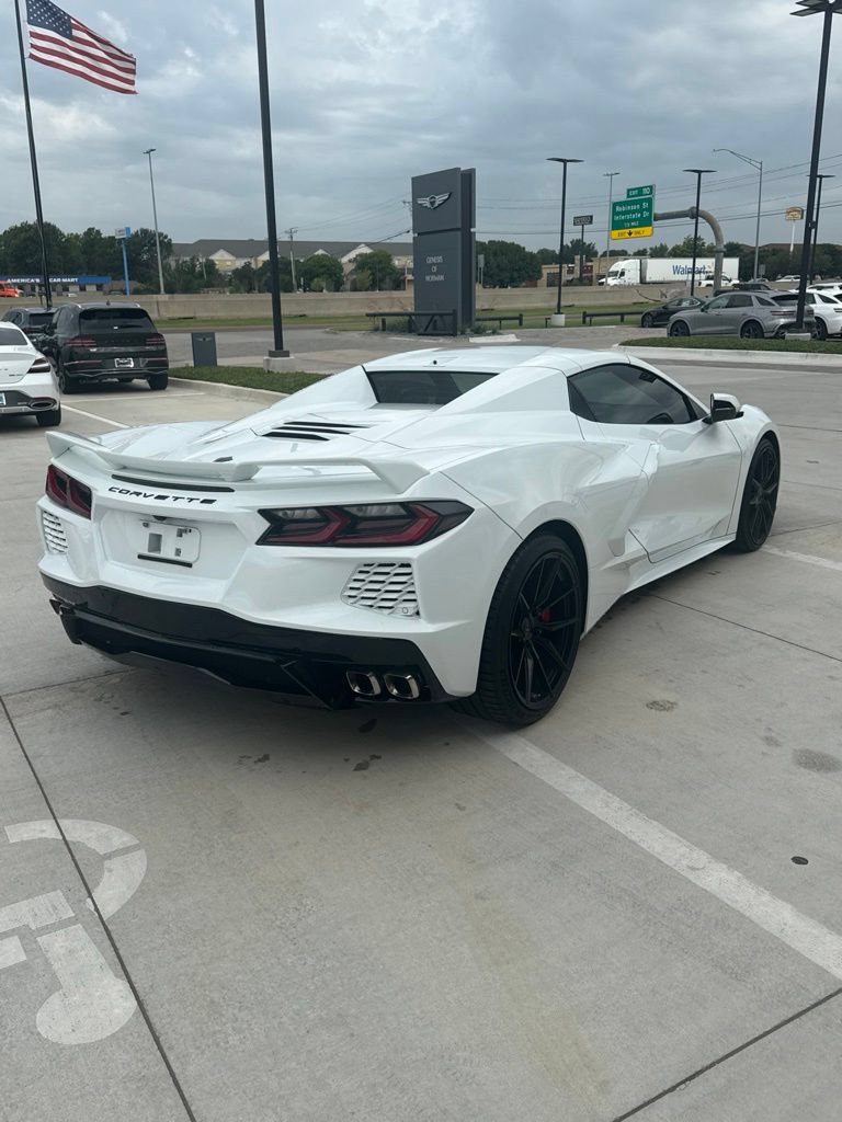 Used 2022 Chevrolet Corvette Stingray Premium Conv w/ Z51 Performance Package RWD image 4